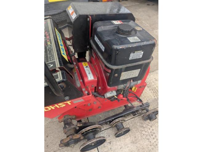 除雪機　ヤナセ　810HST　中古エンジン　10馬力