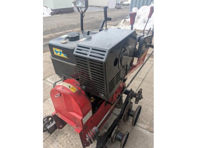 除雪機　ヤナセ　810HST　中古エンジン　10馬力