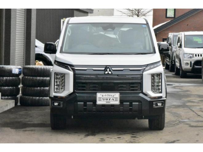 デリカD:5　２６型　４ＷＤ　ステップレス　登録済未使用車　Ｓ－ＡＷＣ　ヒルディセントコントロール　ＴＡＲＯＵＳセレクション　８インチ液晶メーター　全方位カメラ　三菱ｅ－Ａｓｓｉｓｔ