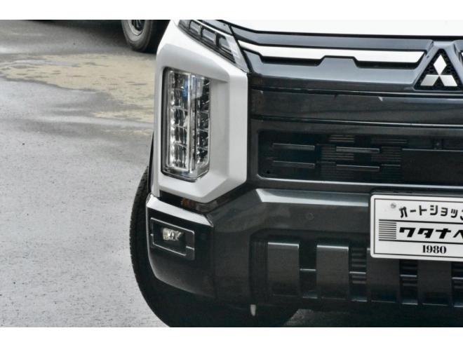 デリカD:5　２６型　４ＷＤ　ステップレス　登録済未使用車　Ｓ－ＡＷＣ　ヒルディセントコントロール　ＴＡＲＯＵＳセレクション　８インチ液晶メーター　全方位カメラ　三菱ｅ－Ａｓｓｉｓｔ