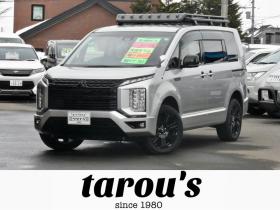 デリカ　D:5　4WD　本州仕入　ブラックアウト　シャモニー仕様　ＪＡＯＳハンドルプロテクター　新車外しタイヤ／ホイール　両側電動スライドドア　社外ナビ／バックカメラ