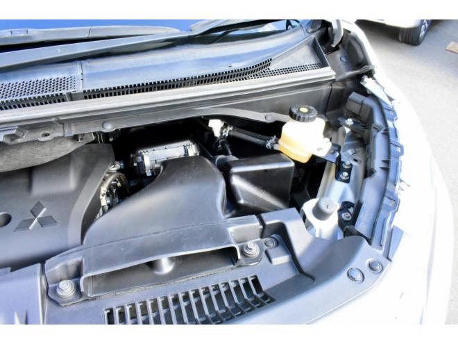 デリカD:5　4WD　本州仕入　ブラックアウト　シャモニー仕様　ＪＡＯＳハンドルプロテクター　新車外しタイヤ／ホイール　両側電動スライドドア　社外ナビ／バックカメラ