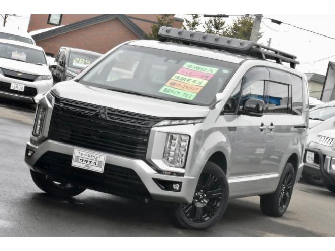 デリカD:5　4WD　本州仕入　ブラックアウト　シャモニー仕様　ＪＡＯＳハンドルプロテクター　新車外しタイヤ／ホイール　両側電動スライドドア　社外ナビ／バックカメラ
