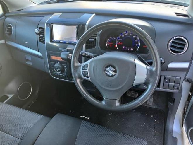 ワゴンRスティングレー　T 4WD 660 ５Dr