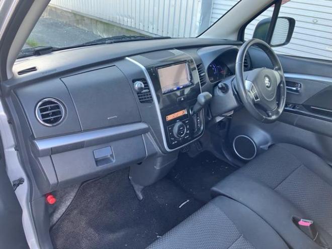 ワゴンRスティングレー　T 4WD 660 ５Dr