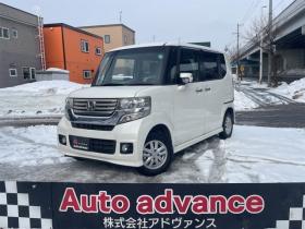 N-BOX　カスタムG Lパッケージ 4WD　エンスタ　HID　TRC　パワースライド 660