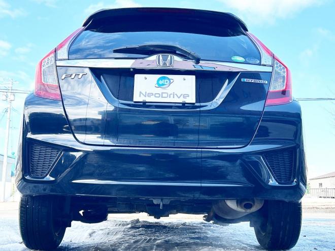 フィットハイブリッド1.5ハイブリッドFパッケージ 4WD　ローンが不安な方＜優遇ローン＞　本州仕入　寒冷地仕様　純正SDナビTV　スマートキー　バックカメラ 1500 5Dr