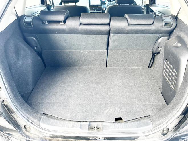 フィットハイブリッド1.5ハイブリッドFパッケージ 4WD　ローンが不安な方＜優遇ローン＞　本州仕入　寒冷地仕様　純正SDナビTV　スマートキー　バックカメラ 1500 5Dr