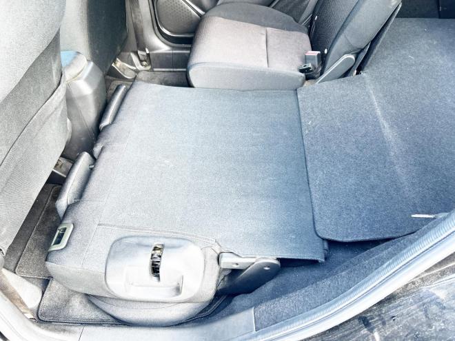 フィットハイブリッド1.5ハイブリッドFパッケージ 4WD　ローンが不安な方＜優遇ローン＞　本州仕入　寒冷地仕様　純正SDナビTV　スマートキー　バックカメラ 1500 5Dr