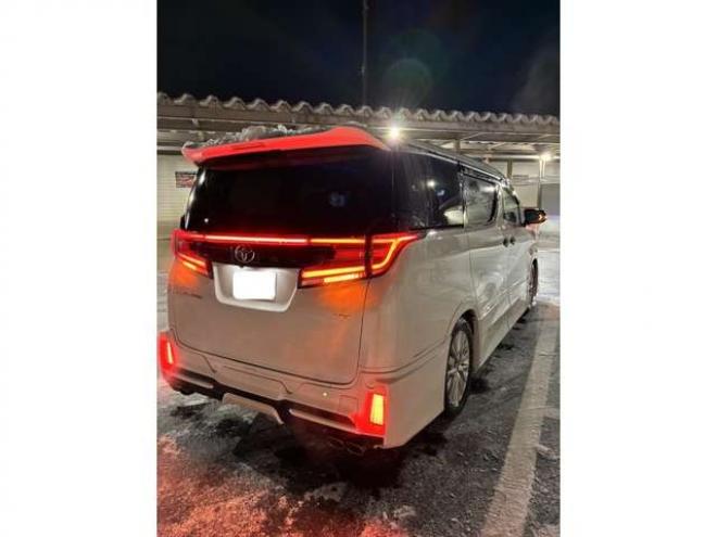 アルファード3.5 SA 4WD　TRDエアロ クリスタルアイLEDテール ダウンサス レザー調シートカバー アルパインナビ フリップダウン スピーカー  デジタルインナーミラー シュタイナー20インチ シーケンシャルウィンカー 3500