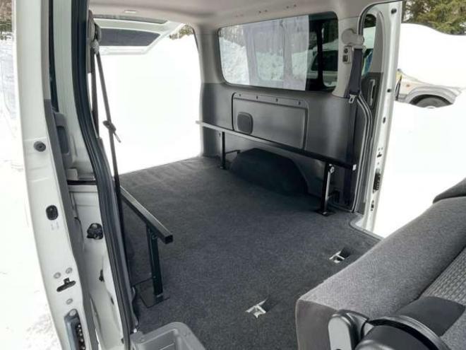 キャラバンNV350 2.5 プレミアムGX ロングボディ ディーゼルターボ 4WD　ETC　ベットキット　スマートキー　キーレス　パワーウィンドウ　ABS　エアコン　パワステ　盗難防止装置　両側スライドドア 2500