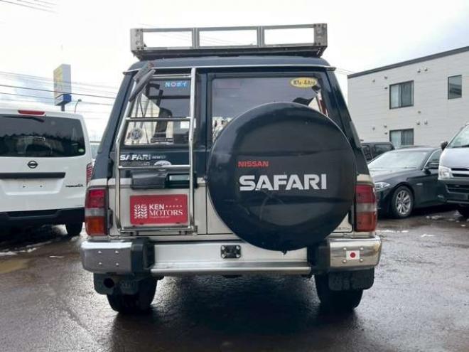 サファリ4.2 ハードトップグランロード ディーゼルターボ 4WD　 4200