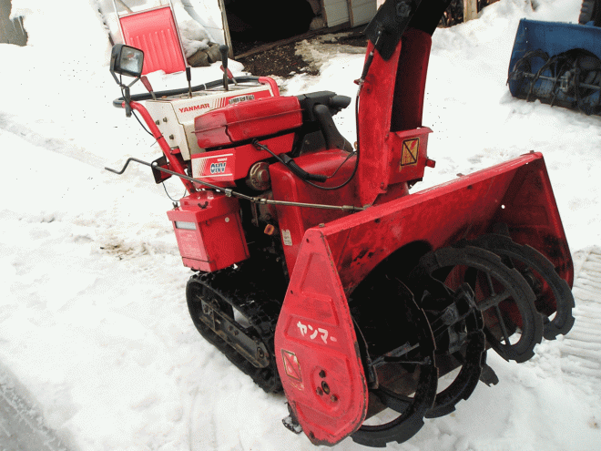 除雪機ヤンマー８馬力除雪機　ＹＳＲ－8Ｈ　整備済みバッテリー新品交換済み