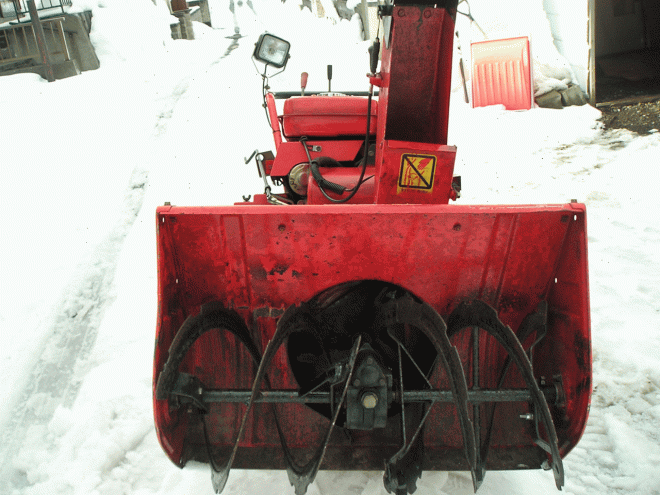 除雪機ヤンマー８馬力除雪機　ＹＳＲ－8Ｈ　整備済みバッテリー新品交換済み