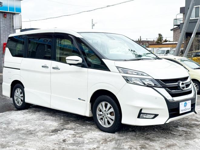 セレナ2.0ハイウェイスター 4WD ローンが不安な方＜優遇ローン＞ 4WD 2000 5Dr　本州仕入 寒冷地仕様 ユーザー買取車　インテリジェントルームミラー　プロパイロット　ハンズフリーパワスラ　両側パワスラ　電動パーキング　ドラレコ　アラウンドビューモニター　ETC