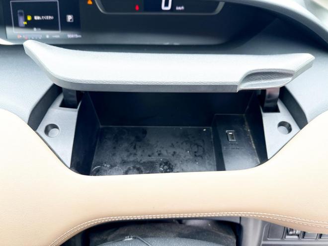 セレナ2.0ハイウェイスター 4WD ローンが不安な方＜優遇ローン＞ 4WD 2000 5Dr　本州仕入 寒冷地仕様 ユーザー買取車　インテリジェントルームミラー　プロパイロット　ハンズフリーパワスラ　両側パワスラ　電動パーキング　ドラレコ　アラウンドビューモニター　ETC