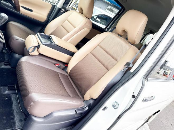 セレナ2.0ハイウェイスター 4WD ローンが不安な方＜優遇ローン＞ 4WD 2000 5Dr　本州仕入 寒冷地仕様 ユーザー買取車　インテリジェントルームミラー　プロパイロット　ハンズフリーパワスラ　両側パワスラ　電動パーキング　ドラレコ　アラウンドビューモニター　ETC