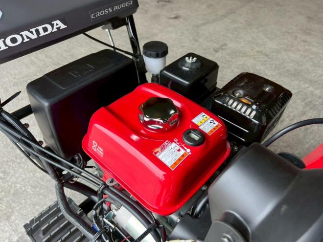 除雪機ホンダ　HSS760n（JX）クロスオーガー