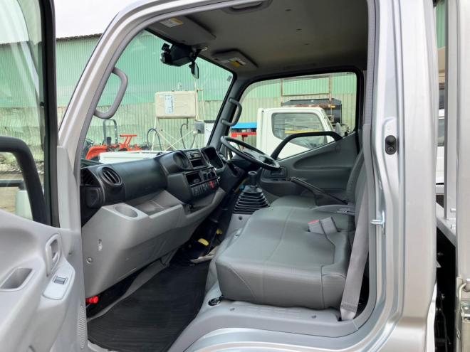 ダイナ中古　4WD