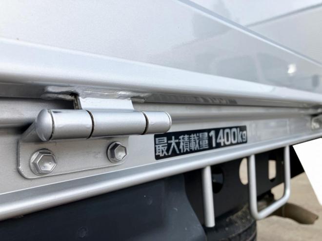 ダイナ中古　4WD