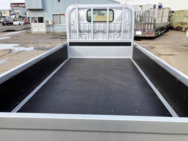 ダイナ中古　4WD