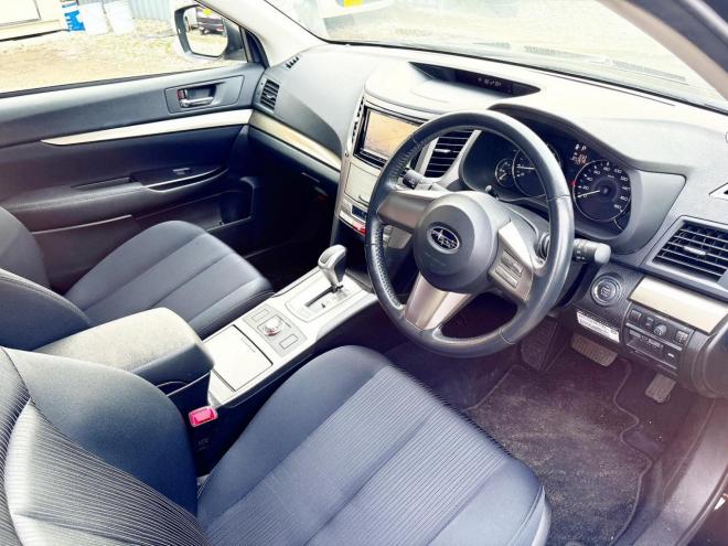 レガシィツーリングワゴン2.5i Lパッケージ 4WD　ローンが不安な方＜優遇ローン＞　本州仕入　1年保証　社外ナビ　フルセグTV