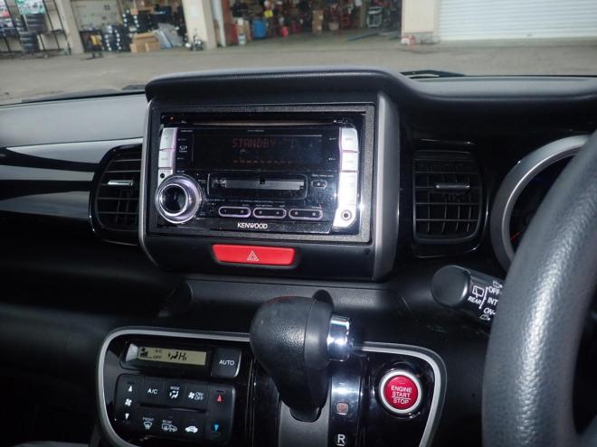 N-BOXカスタムGLパッケージ検9/7.3月22日迄プライスダウン！！パワースライドドア、プッシュスタート、スマートキー、横揺れ防止、イモビライザー、ディスチャージライト、アイドリンクストップ、 4WD 660 5Dr