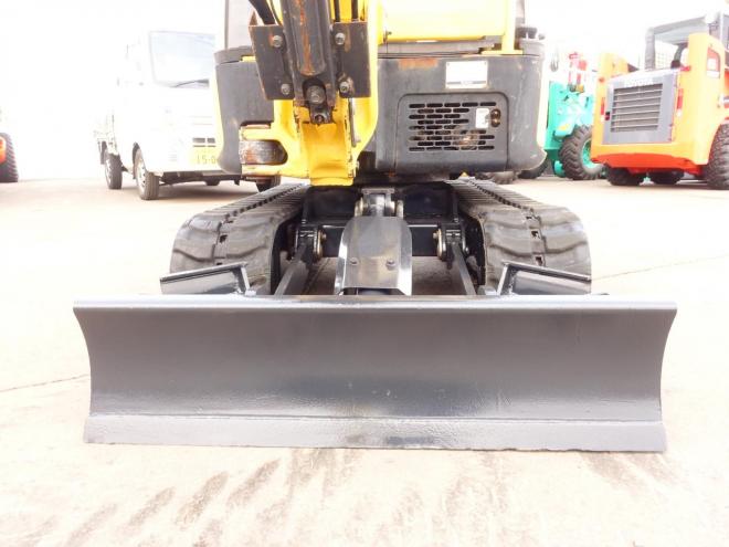 バックホーヤンマー　VIO17　バケット容量0.06m3