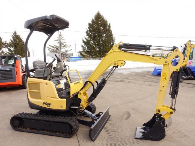 バックホーヤンマー　VIO17　バケット容量0.06m3