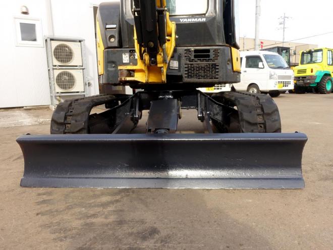 バックホーヤンマー　VIO25-6　バケット容量0.08m3