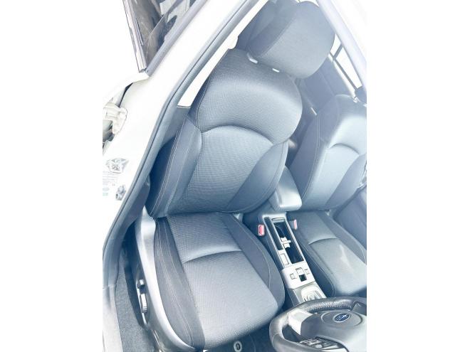 レヴォーグ1.6GTアイサイト 4WD　ローンが不安な方＜優遇ローン＞本州仕入　寒冷地仕様　アイサイト　ターボ車 4WD