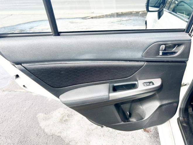 レヴォーグ1.6GTアイサイト 4WD　ローンが不安な方＜優遇ローン＞本州仕入　寒冷地仕様　アイサイト　ターボ車 4WD