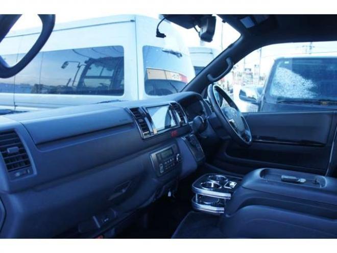 ハイエースバン2.8 スーパーGL ダークプライムII ロングボディ ディーゼルターボ 4WD　ワンオーナー　メモリーナビTV　バックカメラ　ワークエクストラップ17インチAW　ローダウン　415コブラフロントスポイラー　両側パワースライドドア　AC100V　トヨタセーフティセンス　寒冷地仕様 2800