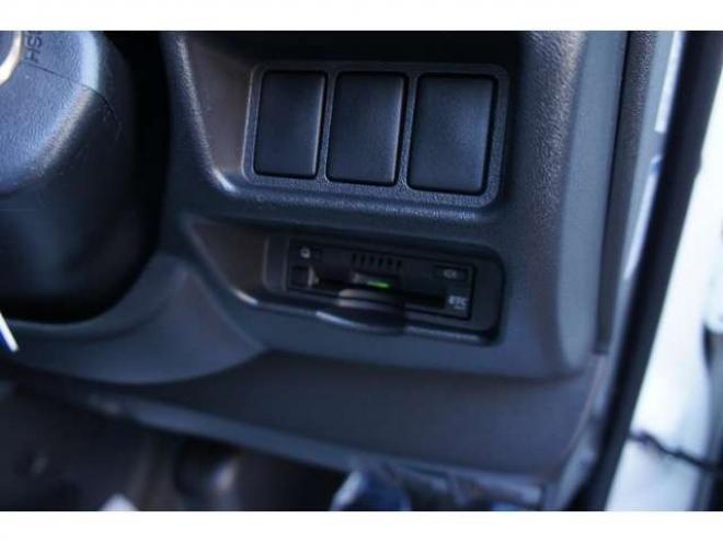 ハイエースバン2.8 DX ロング GLパッケージ ディーゼルターボ 4WD　Bカメラ　TRDフロントスポイラー　マッドフラップ　エセックス16インチアルミ　オープンカントリーRT　LEDヘッドライト　Wエアバッグ　AC100V　8人乗り構造変更済　寒冷地仕様　リアヒーター&エアコン 2800
