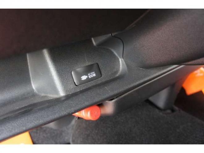 ハイエース2.7 GL ロング ファインテックツアラー 4WD　415COBRA　ファントムヘッドライトシステム&フェイスリフトキット&F/S/R/ルーフスポ/ボンネット/プレステージテールランプ&新作バッドラッカーHP-6　18インチAW　TOYO　H30　225/50R18 2700