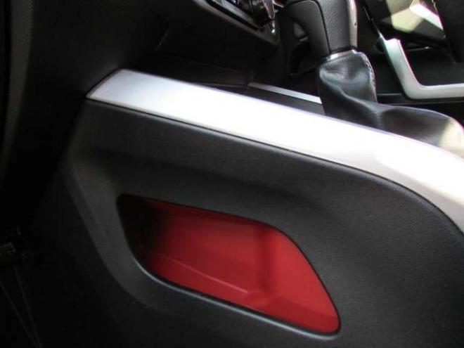 ライズ1.0 Z 4WD　プリクラッシュセーフティー/アイドリングストップ/純正エンジンスターター/純正ナビ/フルセグTV/アラウンドビュー/シートヒーター/ETC 1000