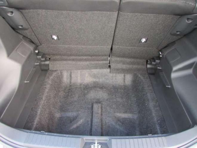 ライズ1.0 Z 4WD　プリクラッシュセーフティー/アイドリングストップ/純正エンジンスターター/純正ナビ/フルセグTV/アラウンドビュー/シートヒーター/ETC 1000