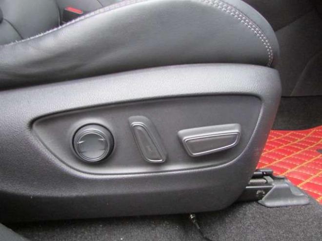 RAV-42.5 ハイブリッド G E-Four 4WD　ヒッチメンバー/パワーバックドア/アップサス/モデリスタエアロ/サンルーフ/ビルトインETC/シートヒーター/ステアリングヒーター/フルセグTV/バックカメラ/サイドカメラ/ 2500