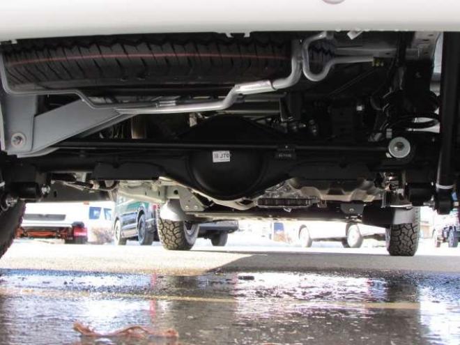 タウンエースバン1.5 GL 4WD　登録済未使用車/スマートアシスト/LEDヘッドライト/ベッドキット/MAD CROSS14インチホイール+ジオランダーX-AT/キーレス/アイドリングストップ 登録済未使用車 1500