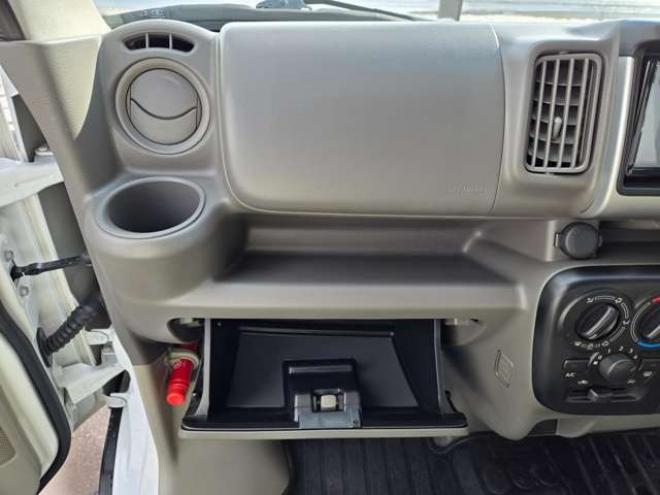 スクラムPA ハイルーフ 5AGS車　チョイcam豊　ベッドキッド　パートタイム4WD　2速発進モード　キーレス　マニュアルエアコン　KENWOOD7インチSDナビ　フルセグTV　Bluetooth　CD/DVD　FM/AM　ドライブレコーダー 660