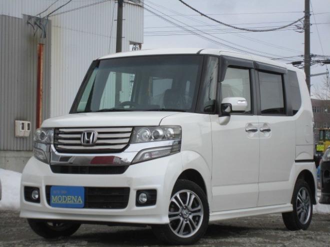 N-BOXカスタムG Lパッケージ 4WD　道外仕入れ パワスラドア プッシュスタート スマートキー HID フォグ ドアバイザー 純正アルミ 車検令和9年9月 1年間走行無制限保証付 660