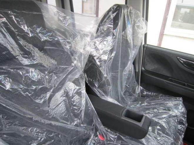 N-BOXカスタムG Lパッケージ 4WD　道外仕入れ パワスラドア プッシュスタート スマートキー HID フォグ ドアバイザー 純正アルミ 車検令和9年9月 1年間走行無制限保証付 660