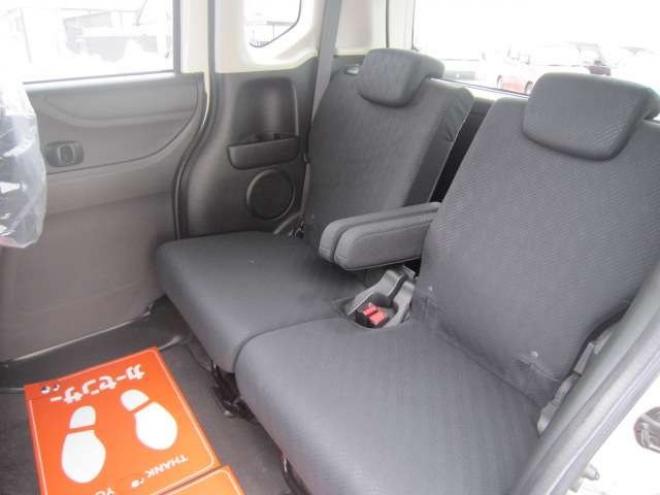 N-BOXカスタムG Lパッケージ 4WD　道外仕入れ パワスラドア プッシュスタート スマートキー HID フォグ ドアバイザー 純正アルミ 車検令和9年9月 1年間走行無制限保証付 660