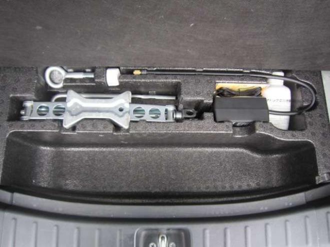 N-BOXカスタムG Lパッケージ 4WD　道外仕入れ パワスラドア プッシュスタート スマートキー HID フォグ ドアバイザー 純正アルミ 車検令和9年9月 1年間走行無制限保証付 660