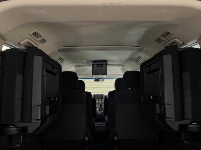 デリカＤ：５　Ｇパワーパッケージ　本州仕入　寒冷地仕様　禁煙車　両側パワースライドドア　エクストリーム１６インチＡＷ＋ＮＥＯＬＩＮホワイトレター　新品ＪＡＯＳブラックマッドガード　アルパイン製リアグリップダウンモニター　ストラーダナビ 4WD 2400 5Dr