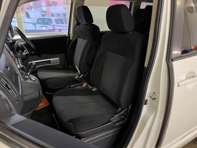 デリカＤ：５　Ｇパワーパッケージ　本州仕入　寒冷地仕様　禁煙車　両側パワースライドドア　エクストリーム１６インチＡＷ＋ＮＥＯＬＩＮホワイトレター　新品ＪＡＯＳブラックマッドガード　アルパイン製リアグリップダウンモニター　ストラーダナビ 4WD 2400 5Dr