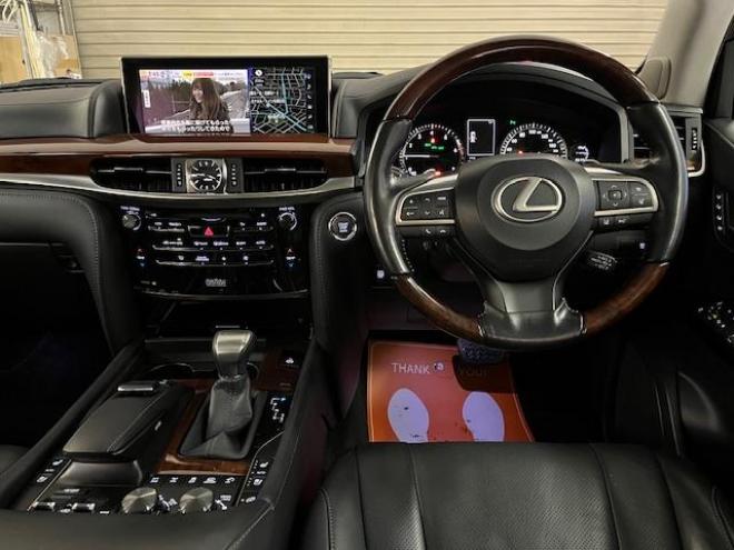 レクサスＬＸ５７０　寒冷地仕様　禁煙車　ＷＡＬＤ２２インチＡＷ　レクサスセーフティプラス　マークレビンソン　モデリスタスポイラー　純正ブラックレザーシート　社外１８インチＡＷ＋スタッドレスタイヤ付　パノラミックビュー 4WD 5700 5Dr