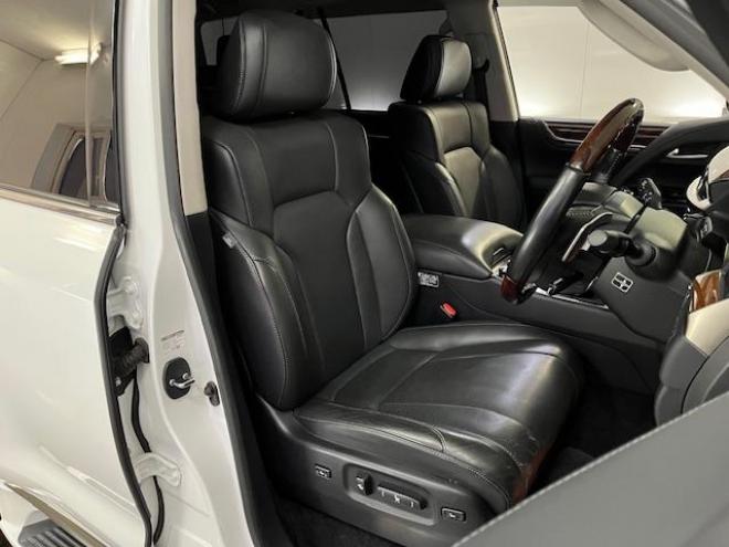 レクサスＬＸ５７０　寒冷地仕様　禁煙車　ＷＡＬＤ２２インチＡＷ　レクサスセーフティプラス　マークレビンソン　モデリスタスポイラー　純正ブラックレザーシート　社外１８インチＡＷ＋スタッドレスタイヤ付　パノラミックビュー 4WD 5700 5Dr