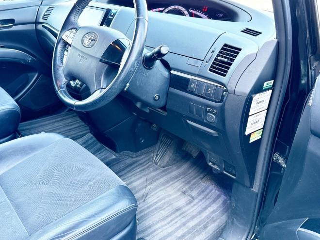 エスティマ2.4アエラス プレミアム エディション 4WD ローンが不安な方＜優遇ローン＞ 本州仕入　モデリスタエアロ 純正ナビTV　後席モニター 4WD 2400 5Dr