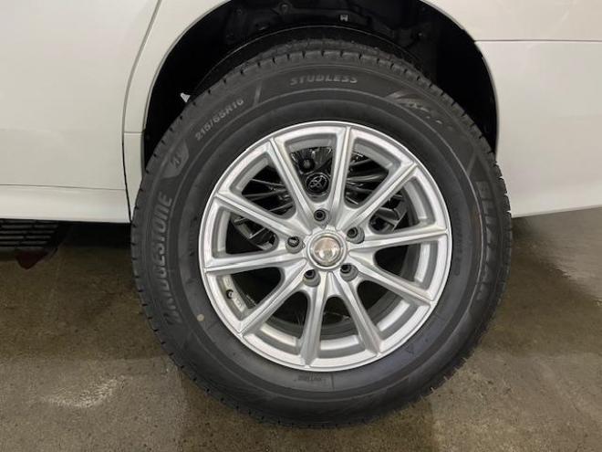 アルファードハイブリッドＳＲ　Ｃパッケージ　本州仕入　寒冷地仕様　禁煙車　純正ブラックレザーシート　両側パワースライドドア　パワーバックドア　純正１７インチＡＷ　社外１６ＡＷ＋スタッドレスタイヤ付　純正ナビ　Ｂｌｕｅｔｏｏｔｈオーディオ　ＥＴＣ 4WD 2500 5Dr